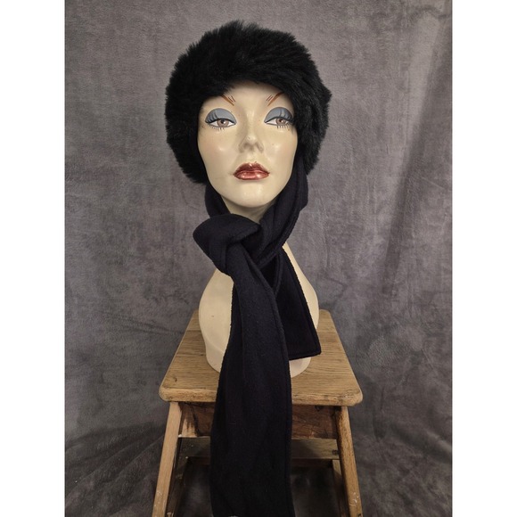 Turtle Fur Women Classic Warm Black Fur Fleece Hat Ear Muffs & Neck Warmer Scarf - Picture 8 of 16